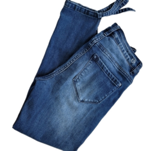 Euc Kensie Crop Jeans Size 2/ 26"